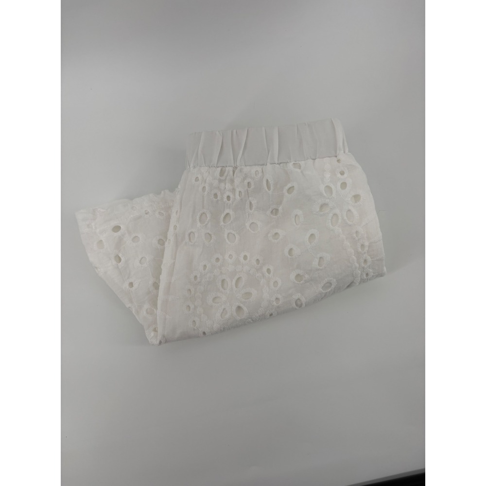 White Eyelet Lace Shorts‎ Size Small Elastic Waist Boho Summer